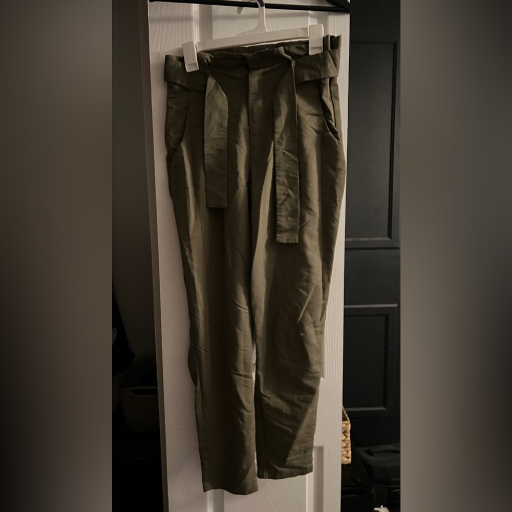 green dress pants